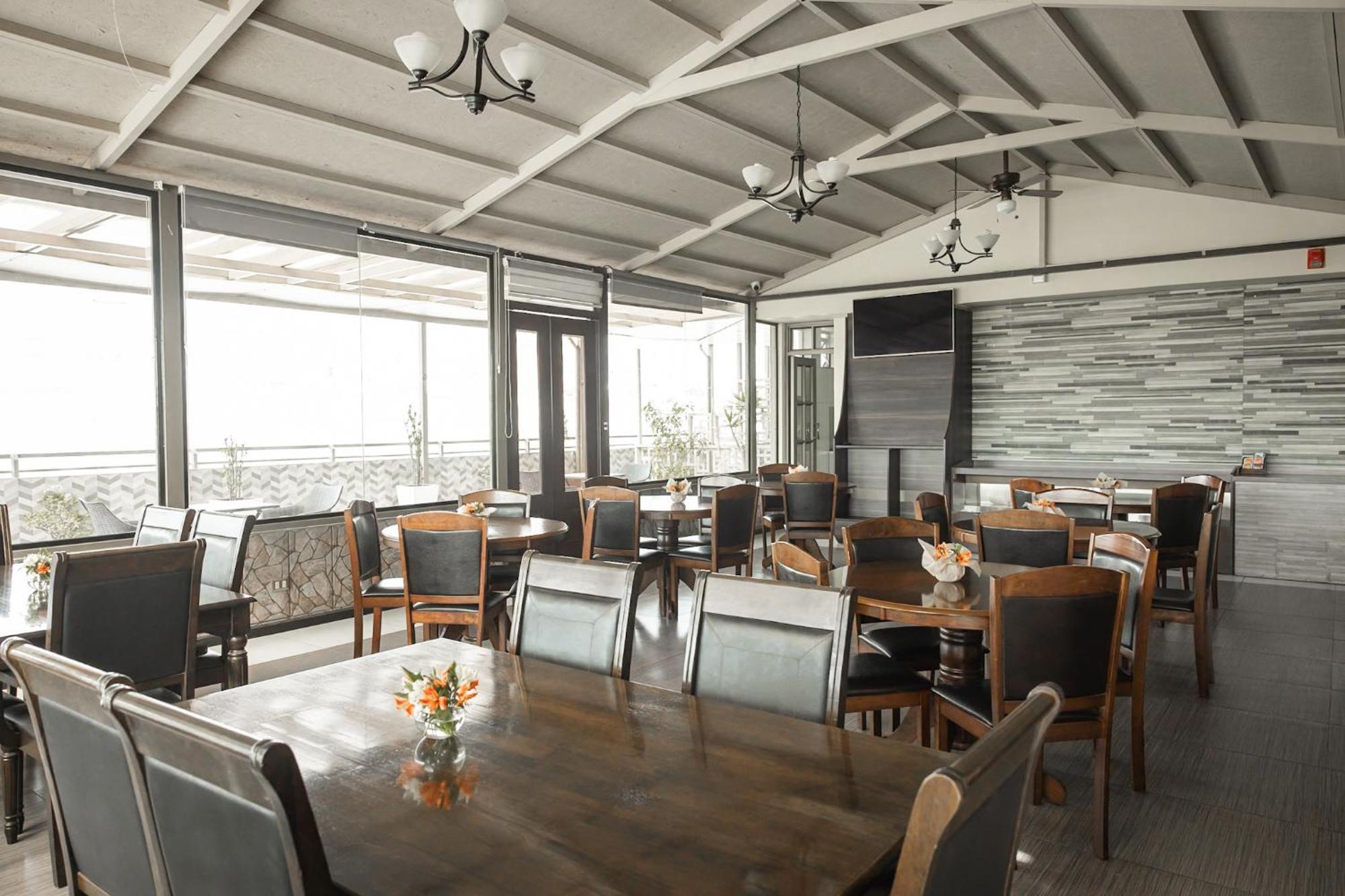 Hotel D'Carlo Class Арекуипа Екстериор снимка