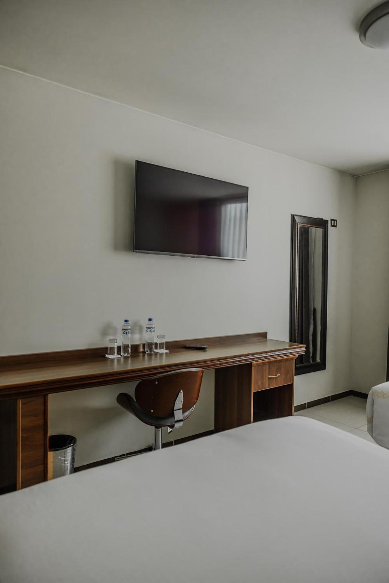 Hotel D'Carlo Class Арекуипа Екстериор снимка
