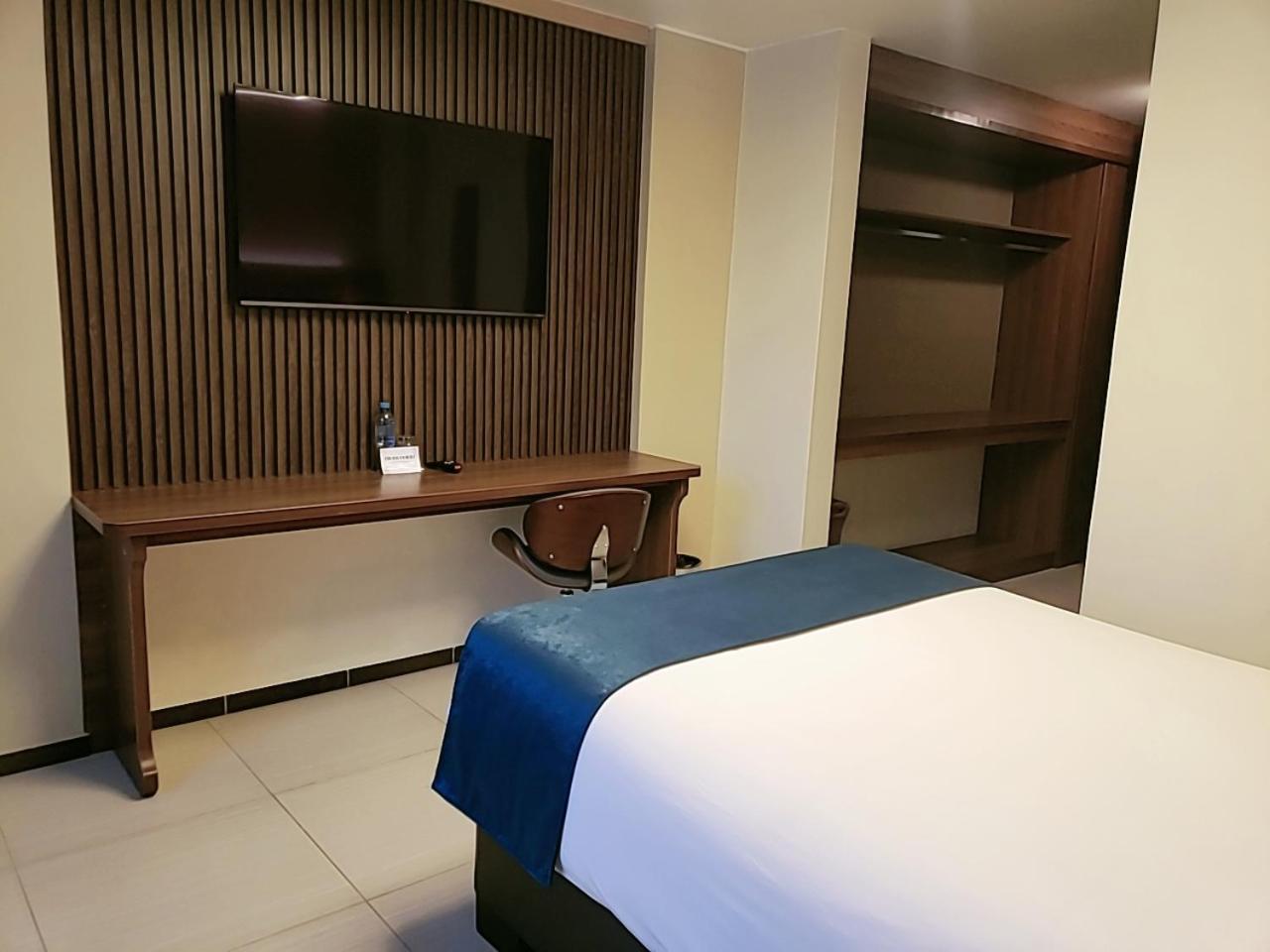 Hotel D'Carlo Class Арекуипа Екстериор снимка