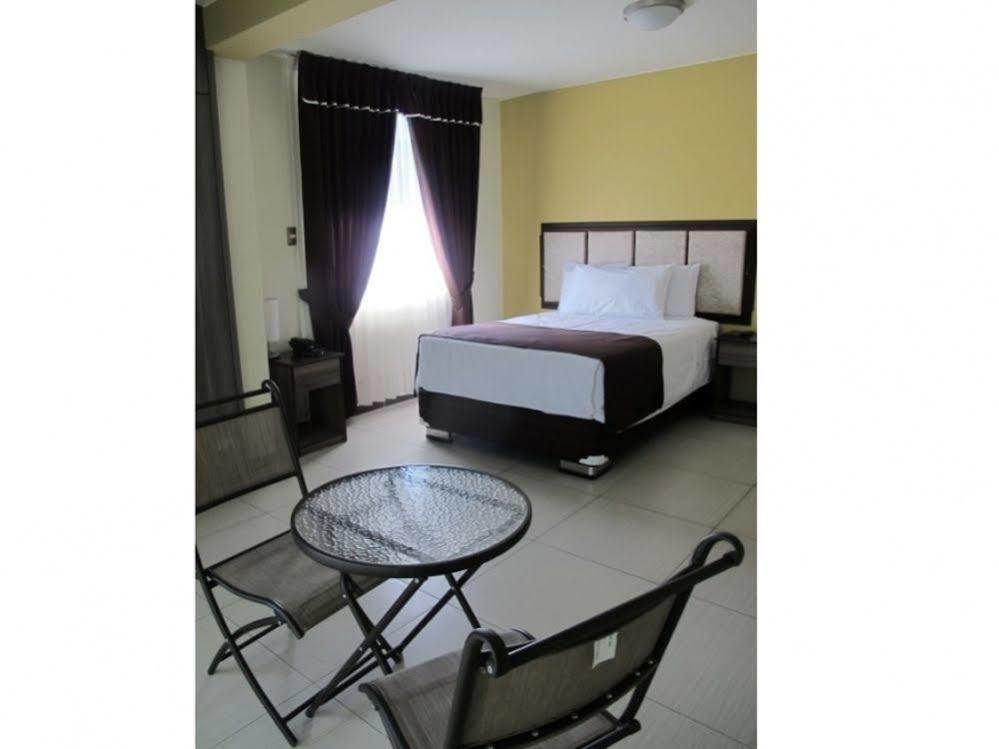 Hotel D'Carlo Class Арекуипа Екстериор снимка